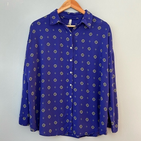 Free People Intimately • Blue Purple Button Down Long Sleeve Top Size XS - Picture 3 of 17